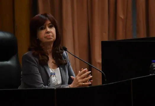 Mahkemeler Cristina Kirchner'in varlıklarını araştıran davada yeni bir soruşturma yapılmasını emretti
